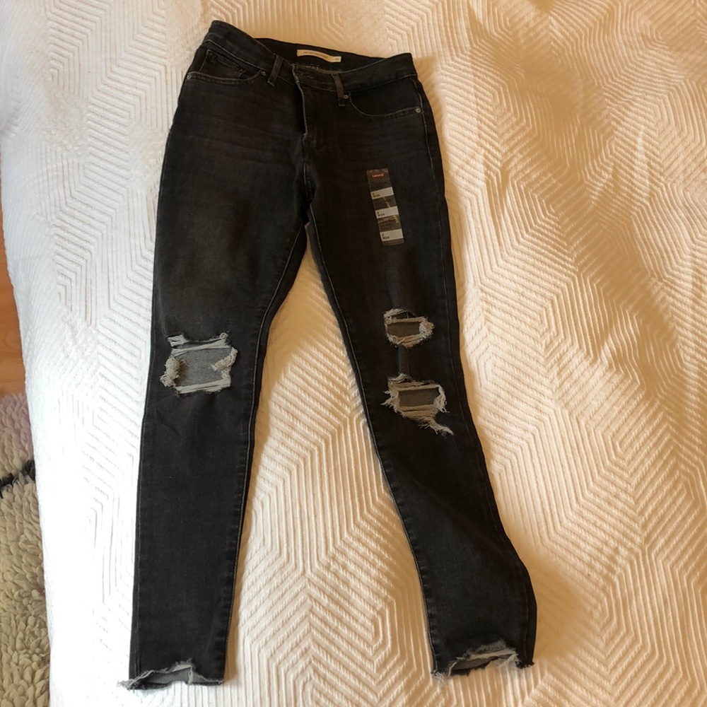 Levi black skinny ripped jeans